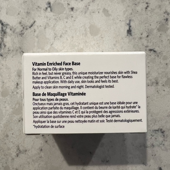 NWT Bobbi Brown Vitamin Enriched Face Base .5 oz. - Picture 6 of 6